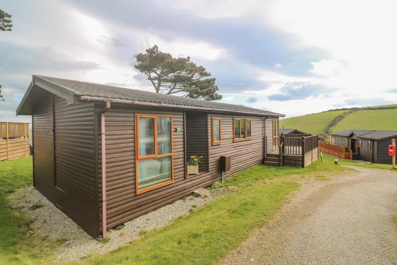 Lodge 23 Torpoint Exterior photo